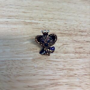 Betsey Johnson Gold and Purple Koala ring